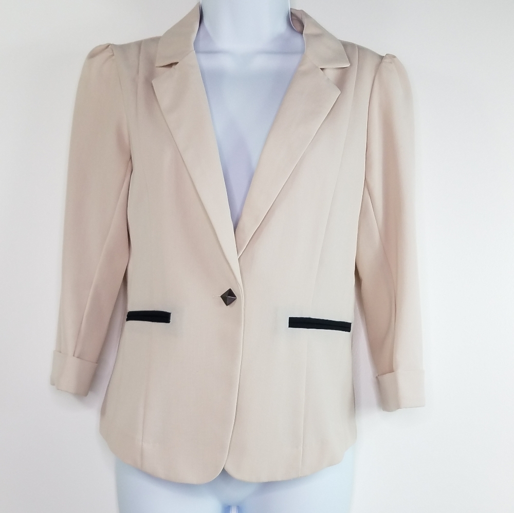 Charlotte Russe Pink 3/4 Sleeve Single Breasted Blazer Size Small